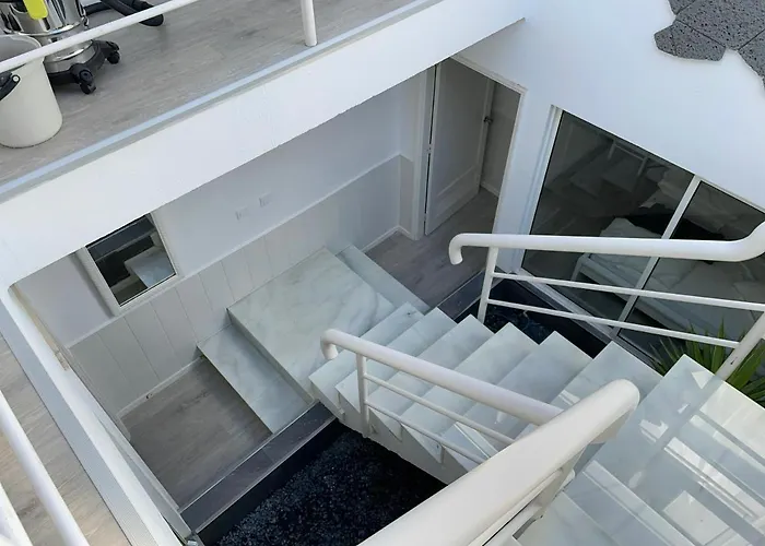 Sea View 2-bedroom Colony Club شقة *