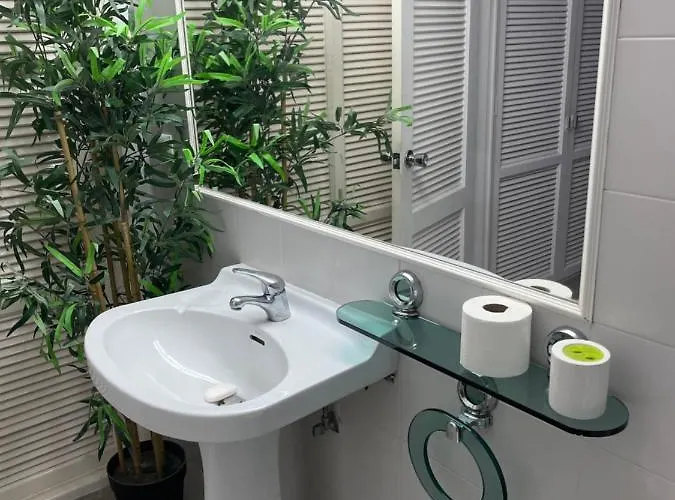 Sea View 2-bedroom Colony Club شقة